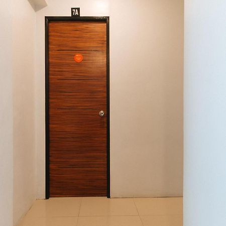 Reddoorz Near Quiapo Church مانيلا المظهر الخارجي الصورة
